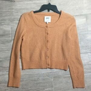 Cute cozy sweater, soft, modest, elegant